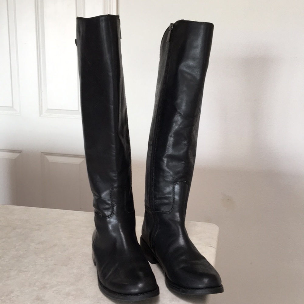 NEW Vince Camuto Black Leather Riding Boots 7 37